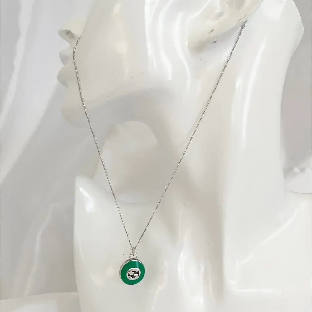 Gucci zipper pull